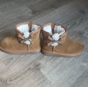 Koolaburra by UGG Toddler Boots (Chestnut) A-2